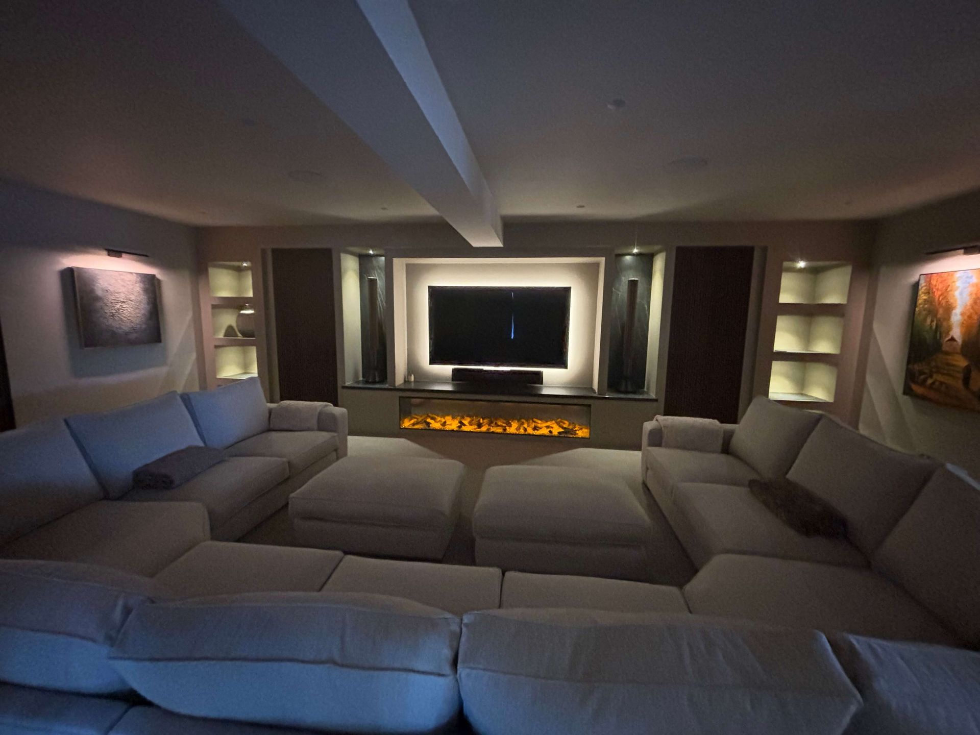 British Fires 2400 New Forest Media Wall