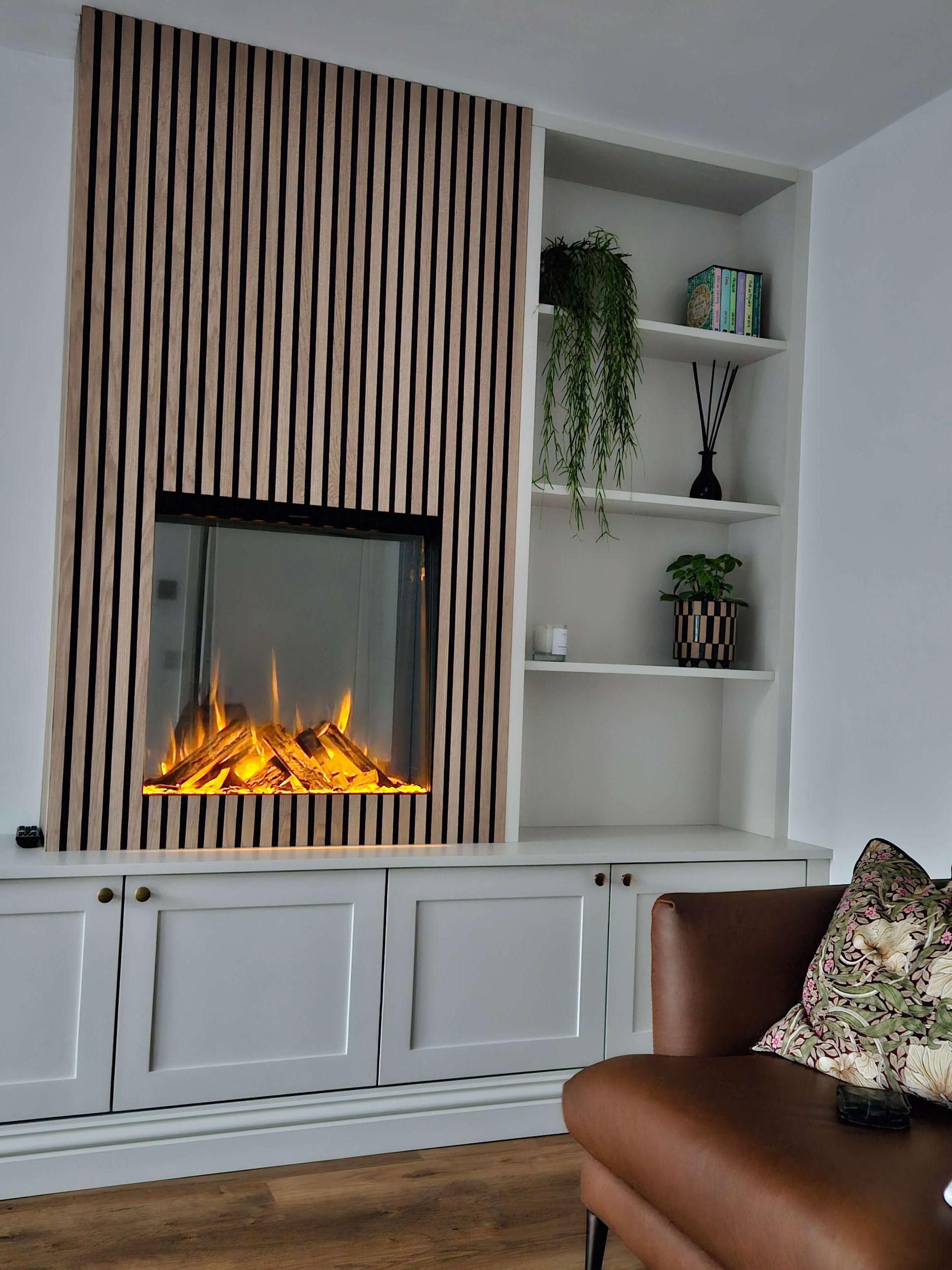 British Fires 650SQ Deluxe Inset Electric Fire Accoustic Wall