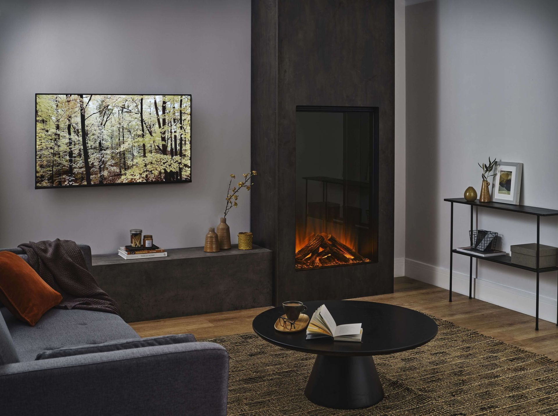 British fires knightwood room set