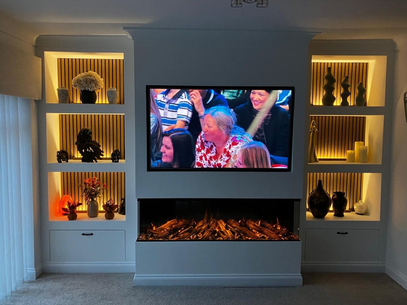 British Fires Deluxe Logs Media Wall Electric Fire Acoustic Panels