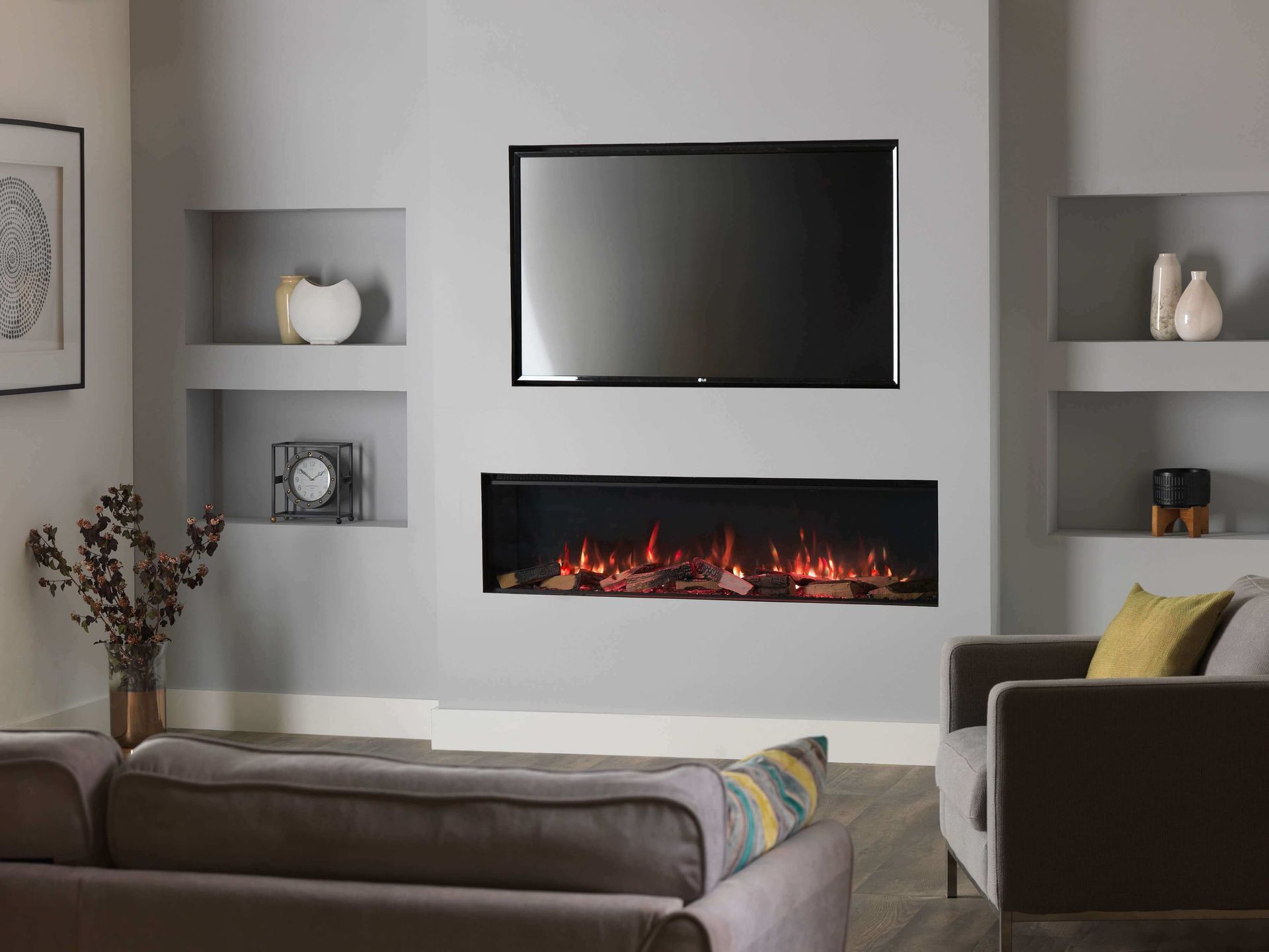Vision Fires Solus vs150 in dark media wall