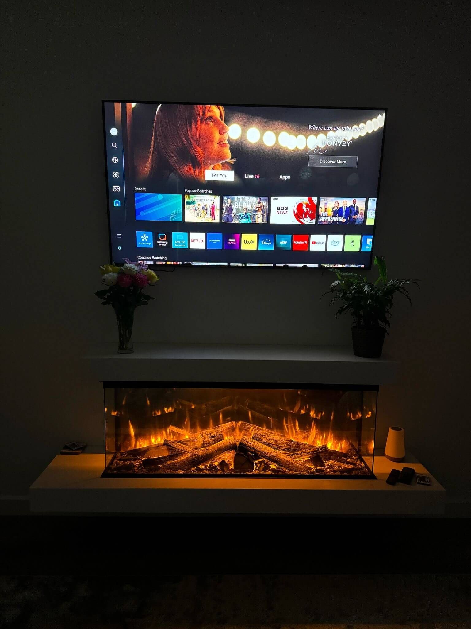 Britisg Fires Deluxe Suite Holbury Real Logs
