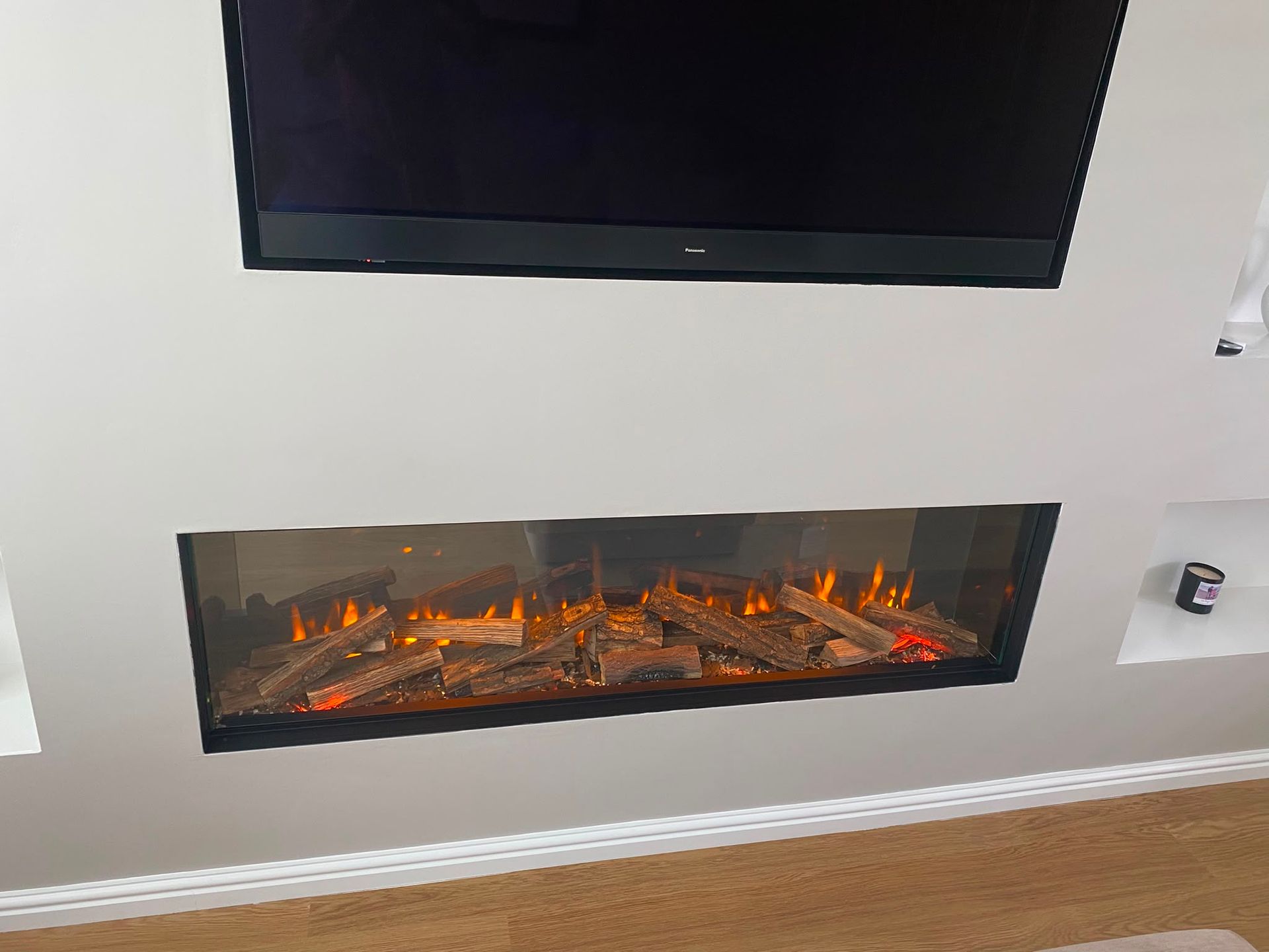 charlton and jenrick i1500e deep electric fire with real logs