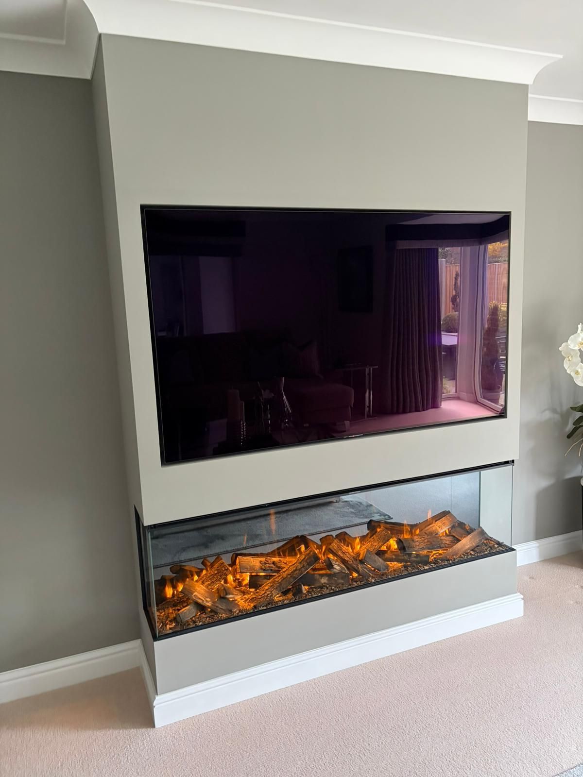 british fires 1600 new forest electric fire in a media wall