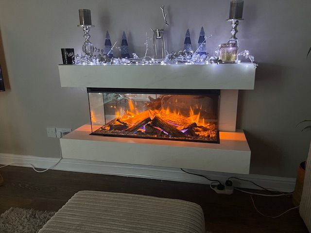 British Fires Winchester White Deluxe Suite Electric Fires