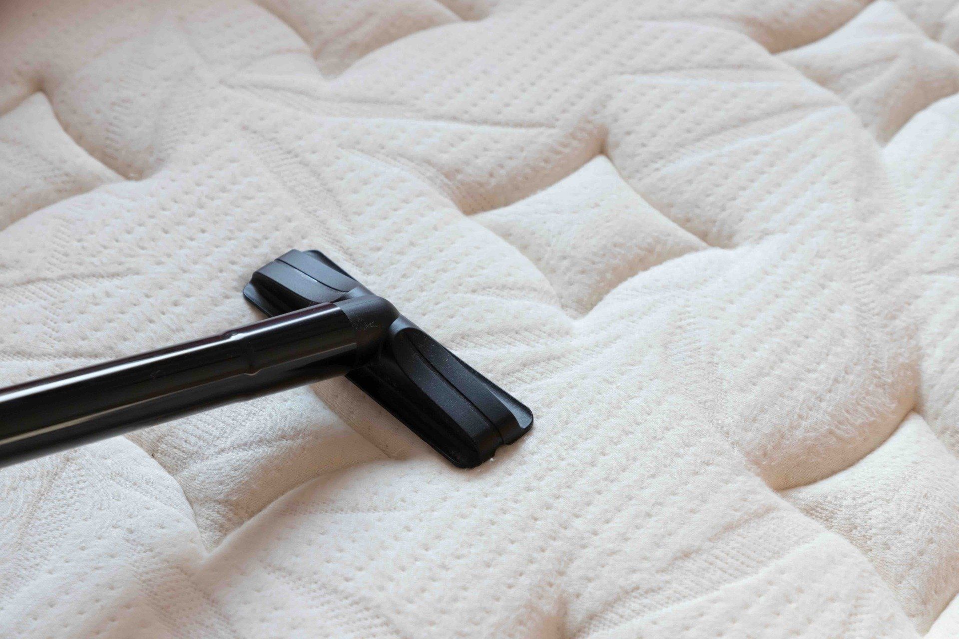 Cleaning Mattress with Cleaner
