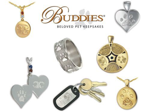 Jewelry with paw prints and the 