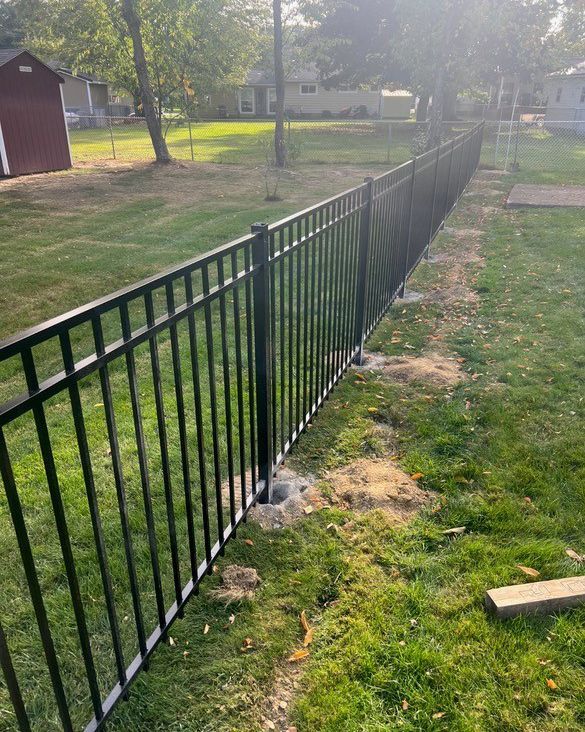 aluminum fence 4