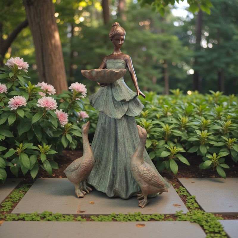 Indoor - Outdoor resin Figurines