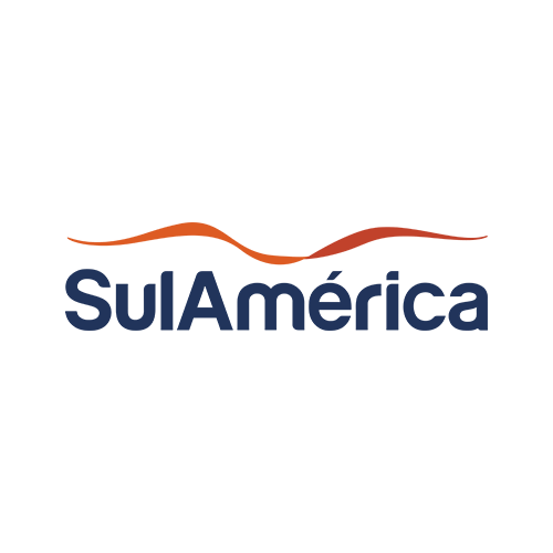 O logotipo da SulAmérica apresenta o nome da marca em azul escuro escrito abaixo de um gráfico estilizado em forma de onda na cor laranja.