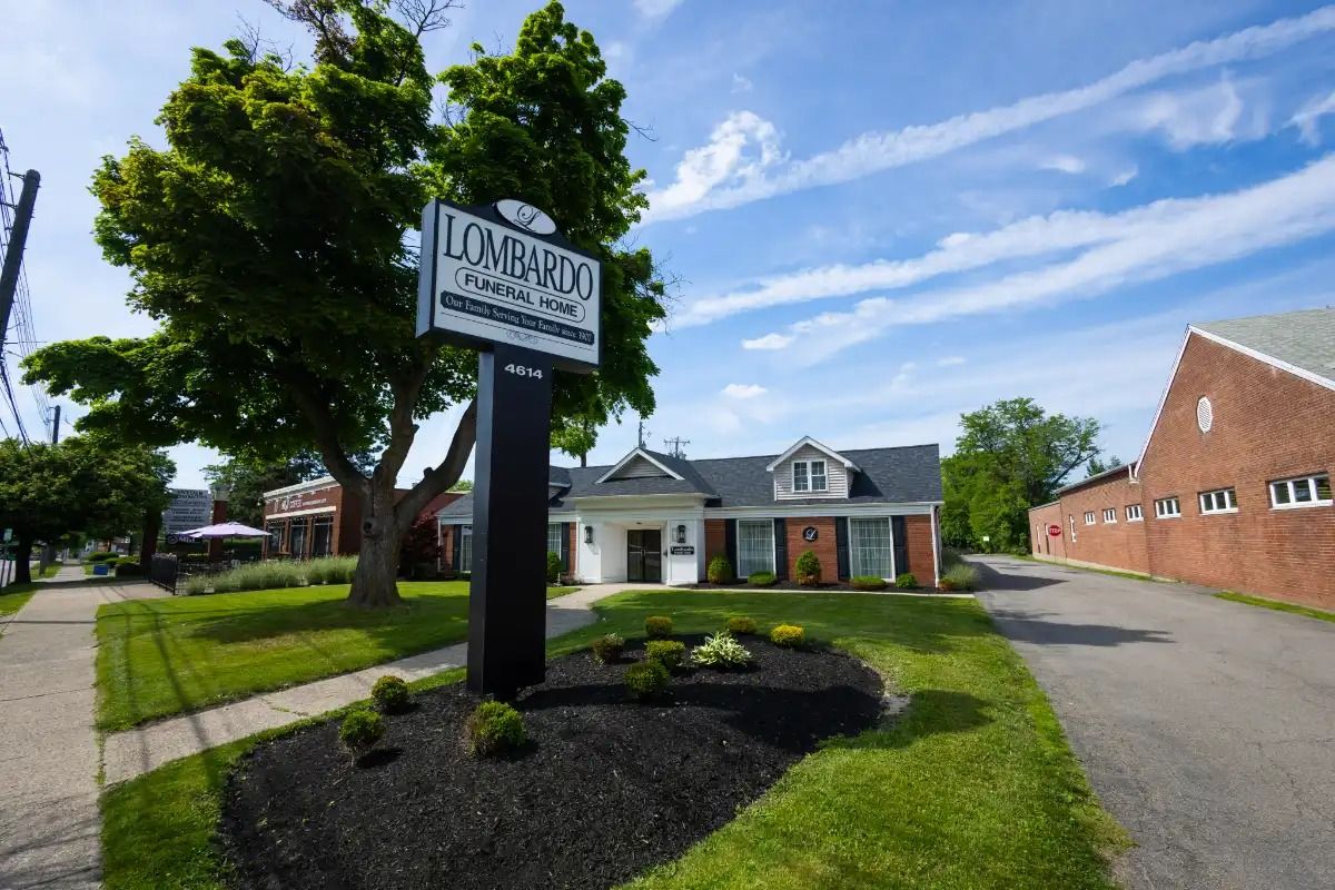 Snyder | Lombardo Funeral Home