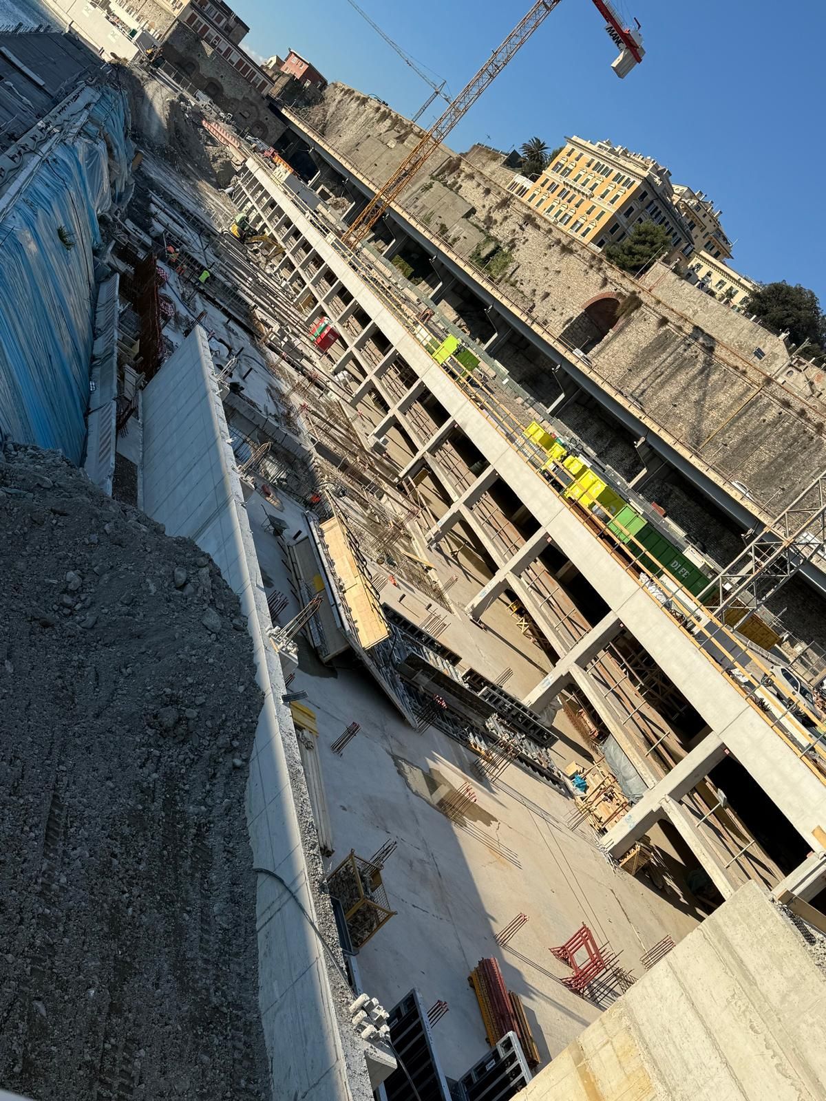 Una vista aerea di un cantiere Geotecno Genova