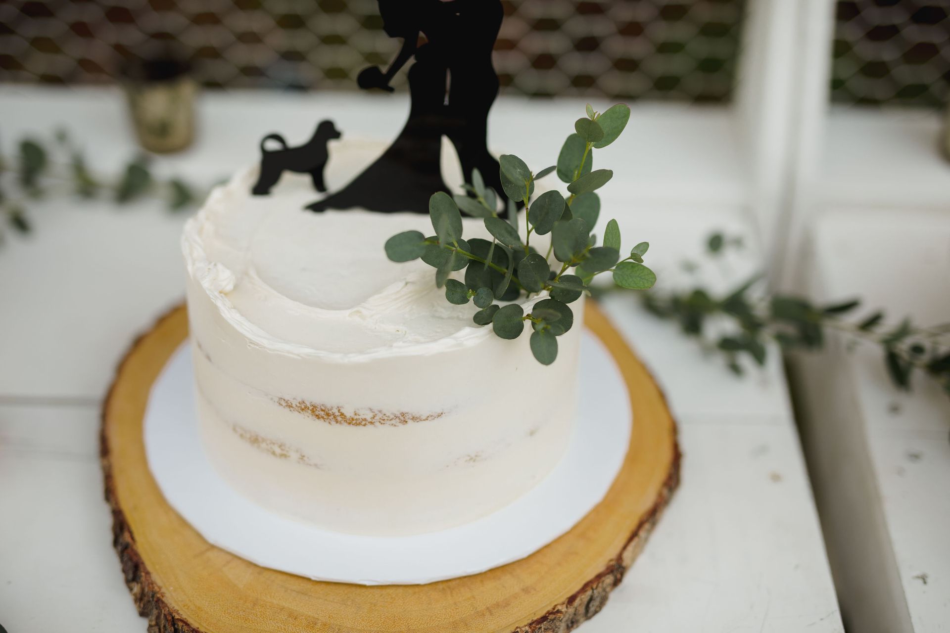 Semi-naked Cake