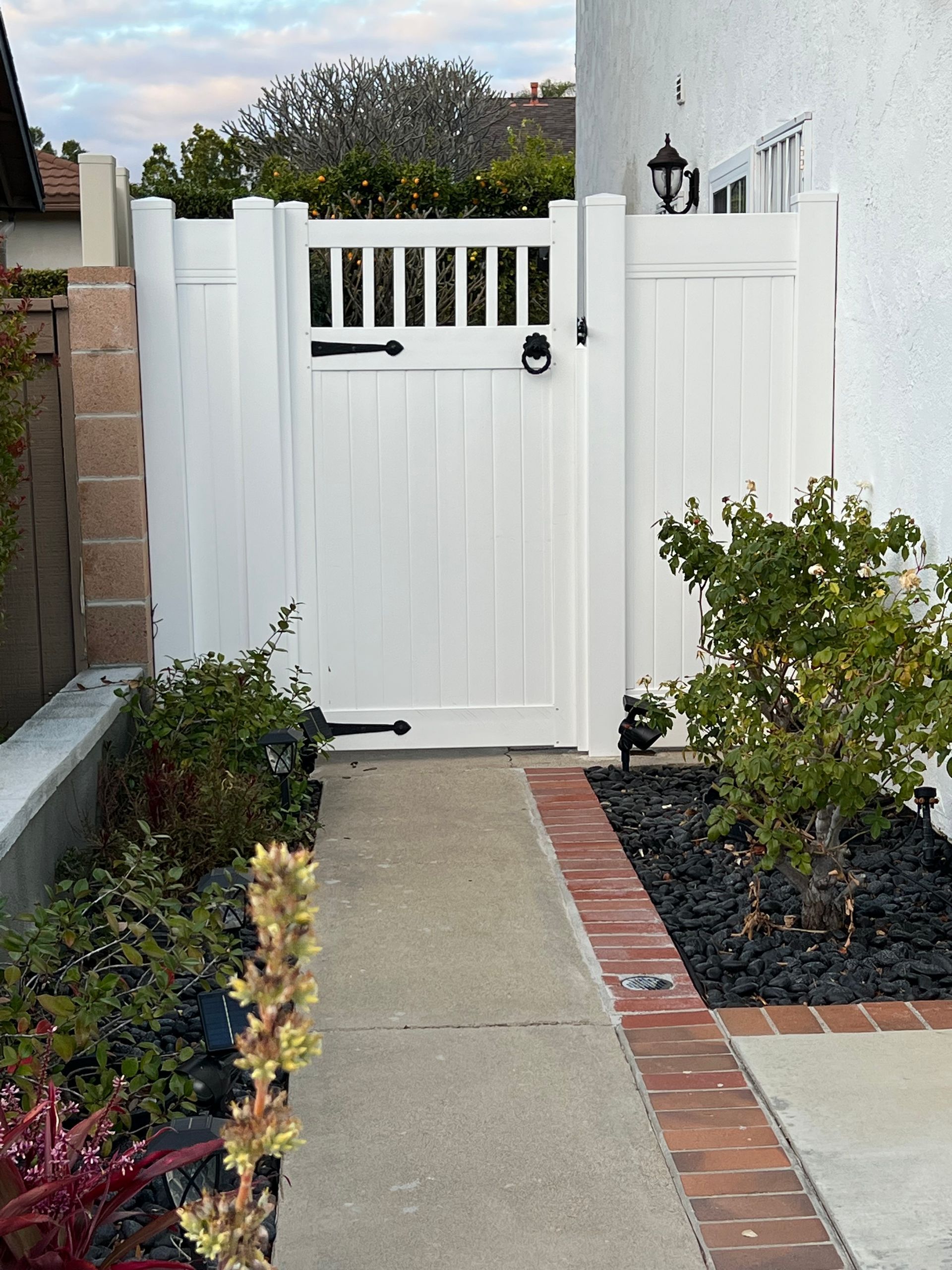 Vinyl gates