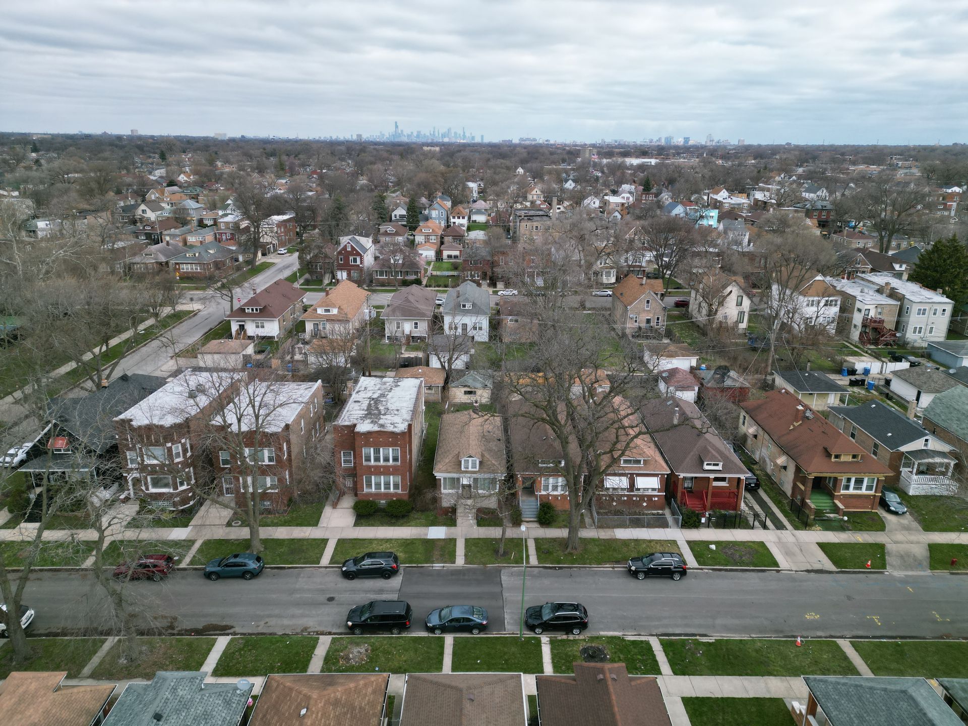 A street corner featuring several apartment buildings in Chatham.