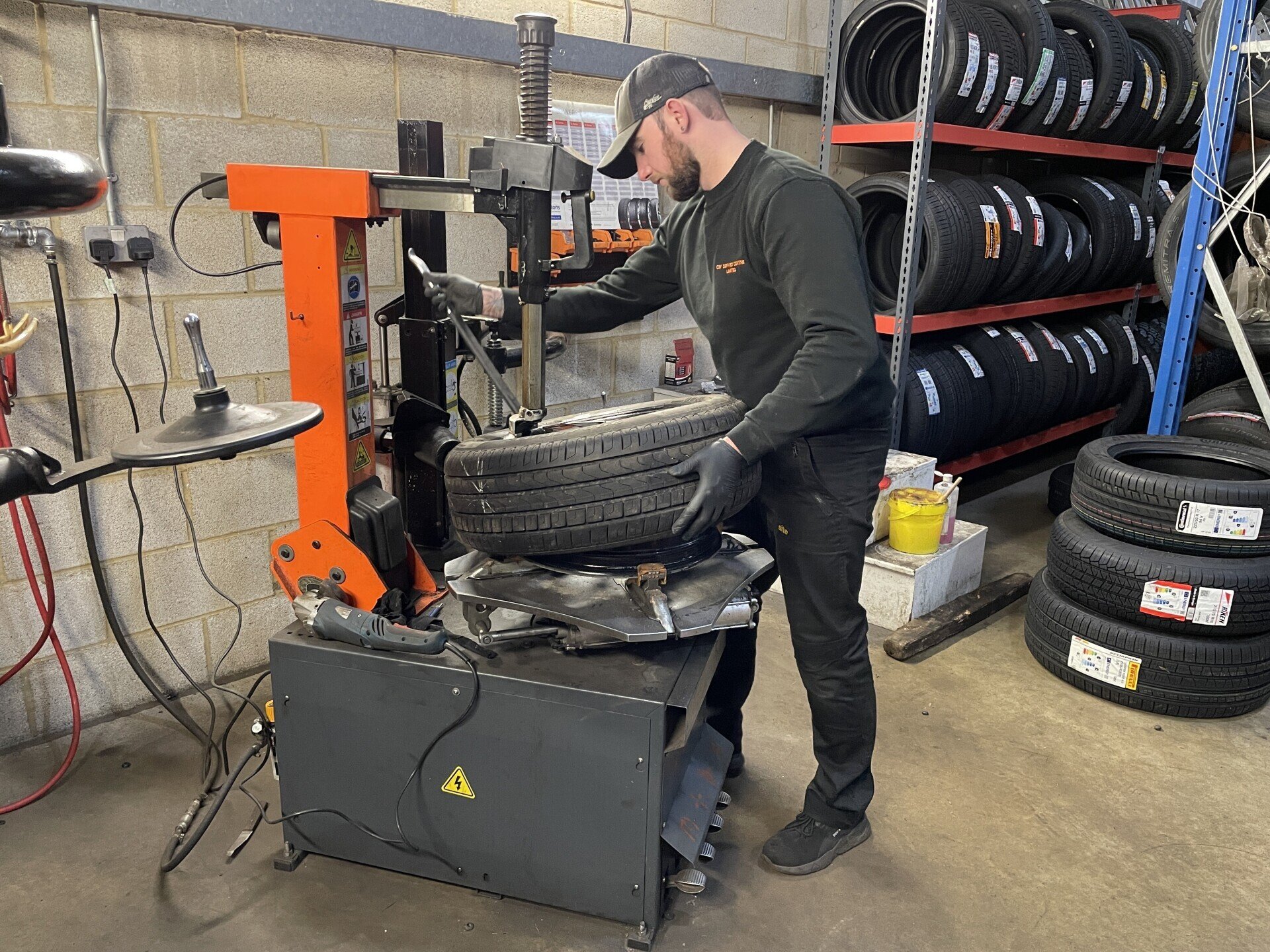 Car, Commercial & 4x4 Tyres Beccles CBF Service Centre