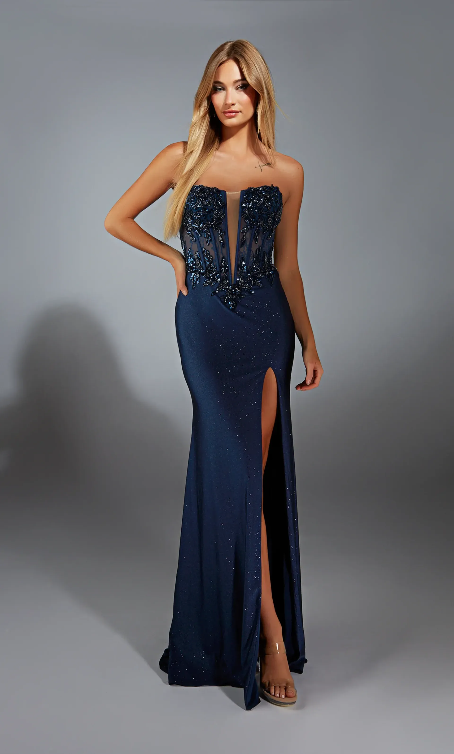 Alyce Paris
Formal Dress: 61564. Long, Plunging Neckline, Fit N Flare
Sizes Available: 000-32
Formal Wear, Long, Sequins, Plunging Neckline, Fit N Flare, Lace-up Back, Illusion Side Cutouts, Train
Dress Categories: Unique Prom Dresses, Green Prom Dresses, Pink Prom Dresses