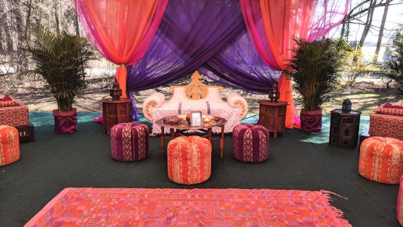 Moroccan Arabian Decor Loveseat