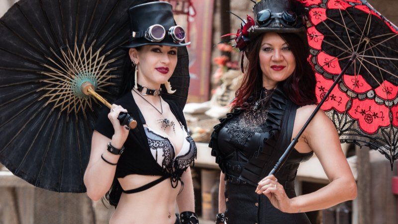 Two Ladies in Steampunk fashion