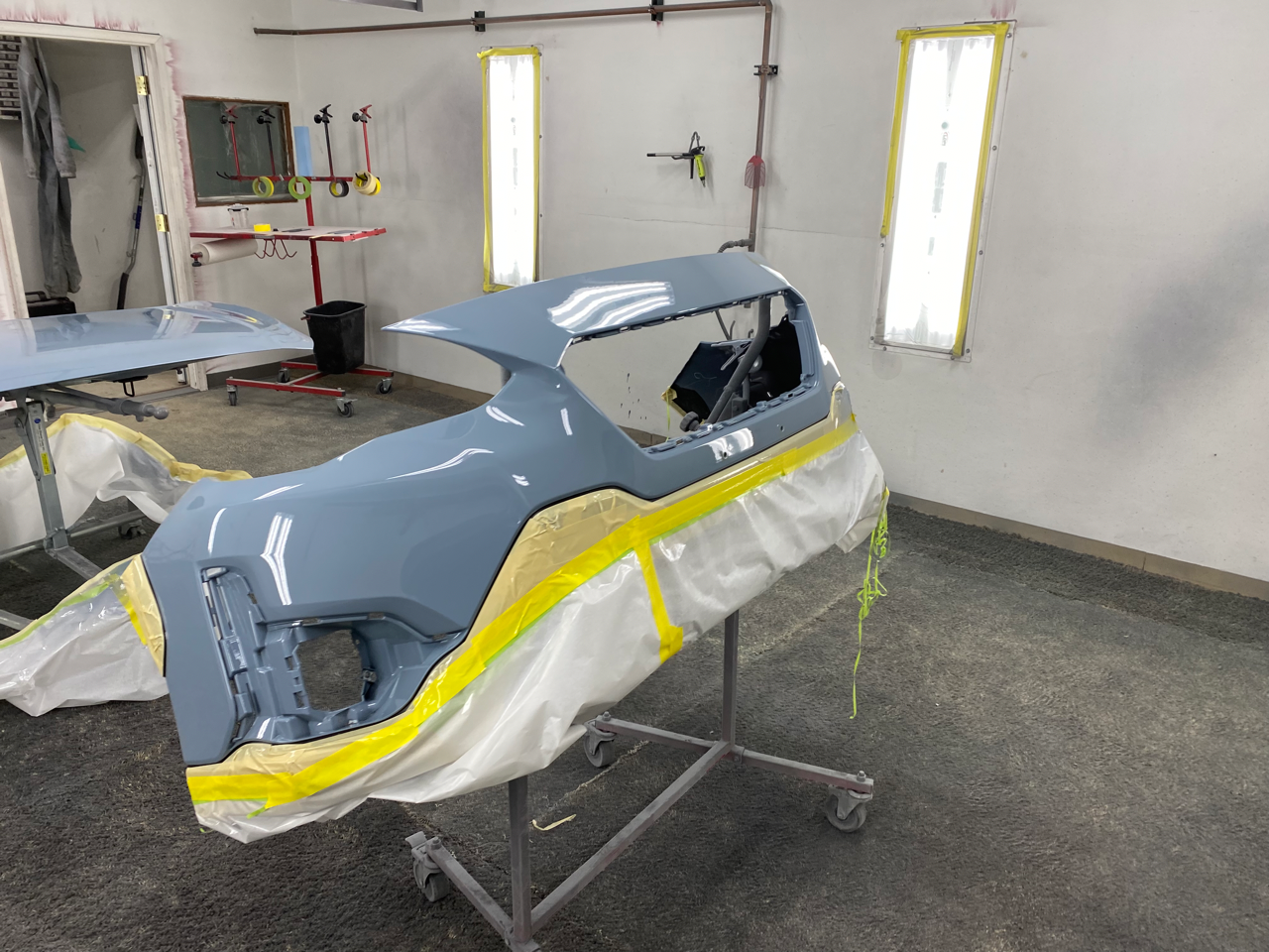 Let the Auto Technicians at Lutz's Garage Restore the Paint on the Front of Your Mid-Missouri Car.