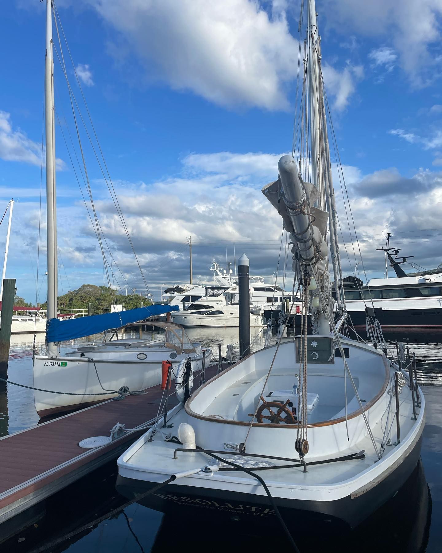 Sail Boat Resolute