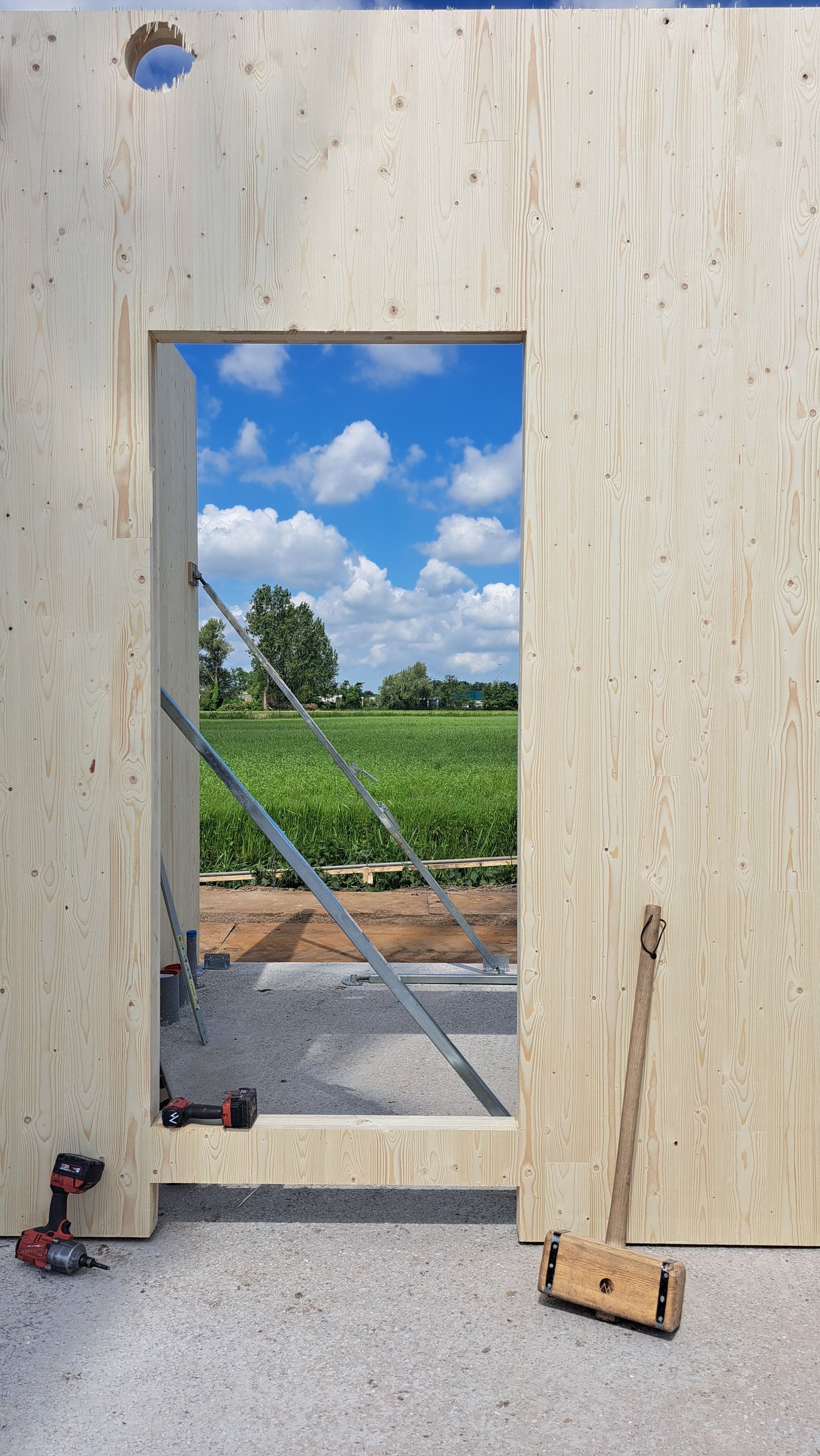 Plaatsing van CLT bouw elementen cyrobouw.nl