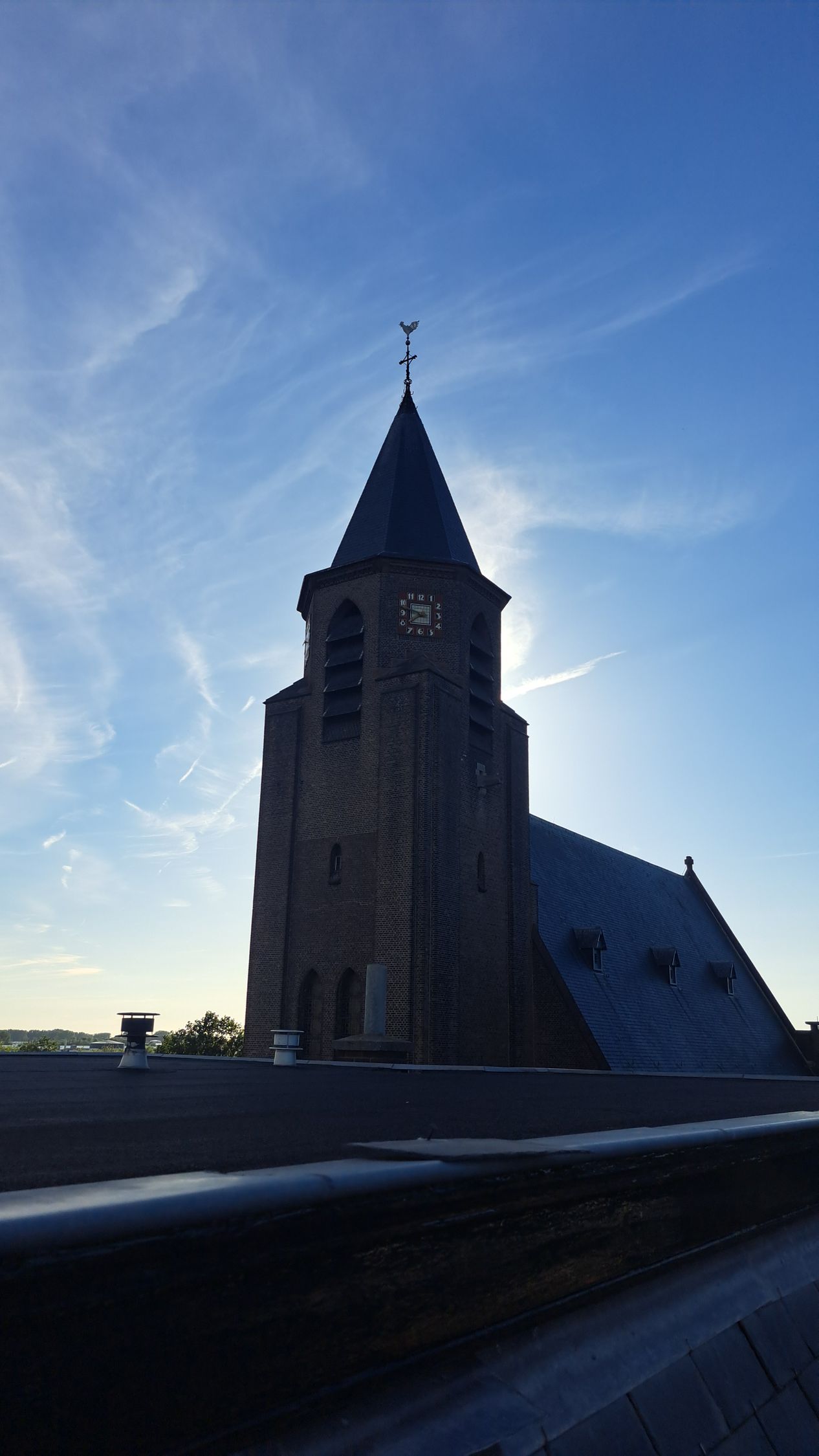 Kerk renovatie buitenzijde cyrobouw.nl