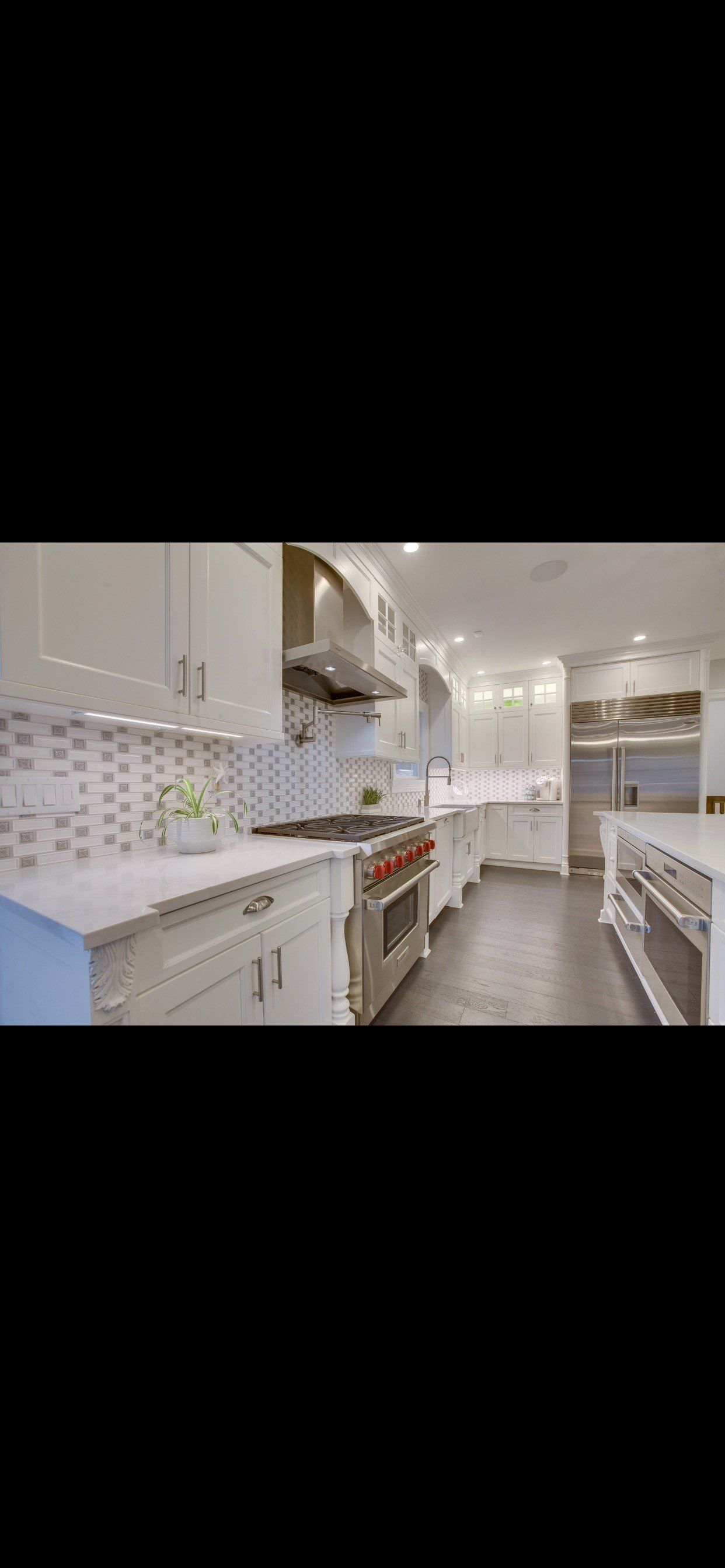 Kitchen Table — Lynbrook, NY — John Dominick Cusumano Inc.