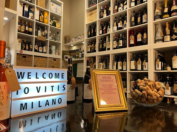 interno dell'enoteca