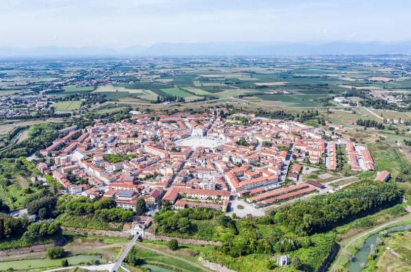 aerial view of oalmanova