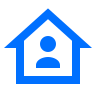 Une maison bleue avec une personne à l'intérieur.