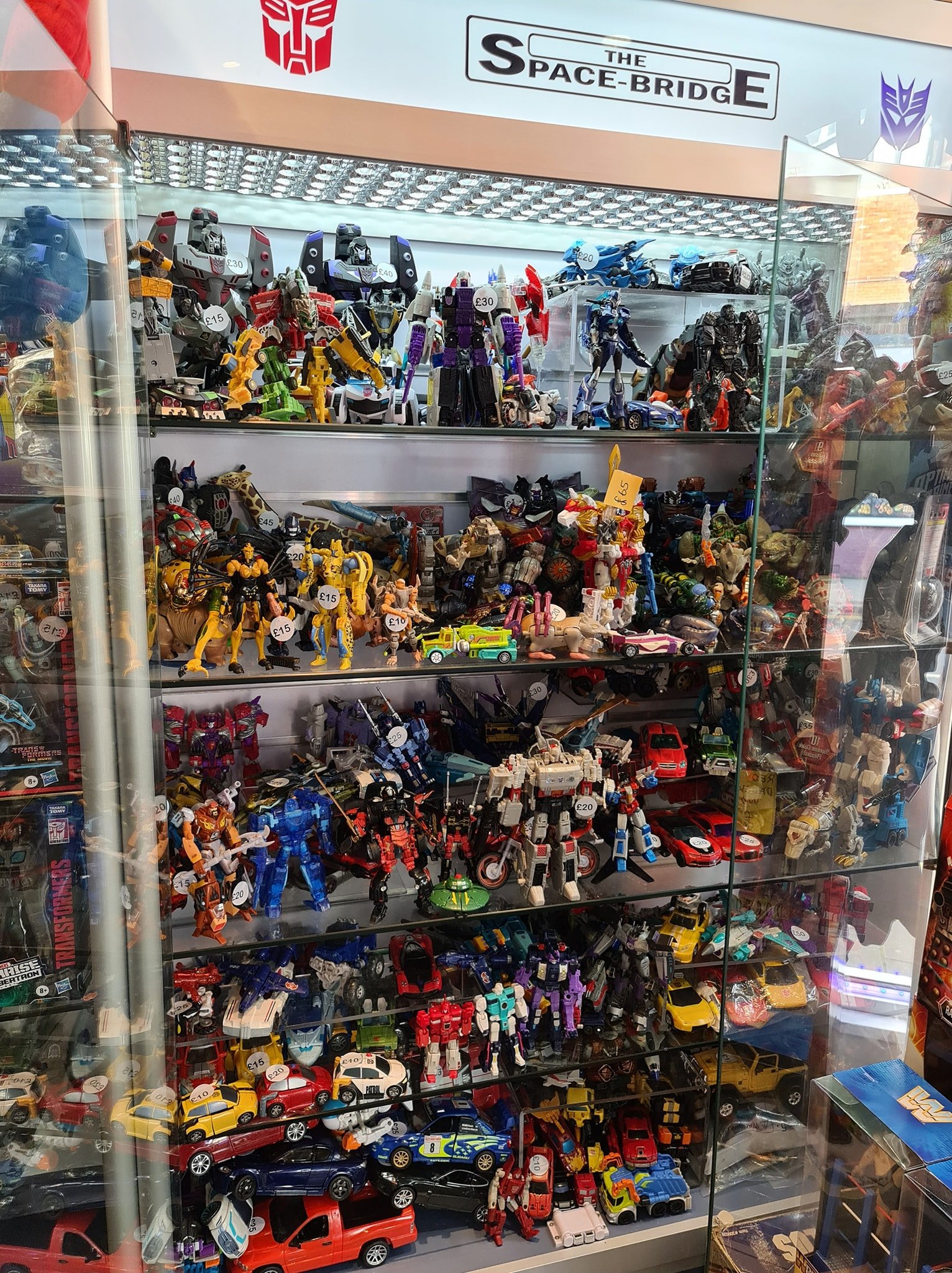 Toys & Collectables store. Retro Gaming, We buy toys!