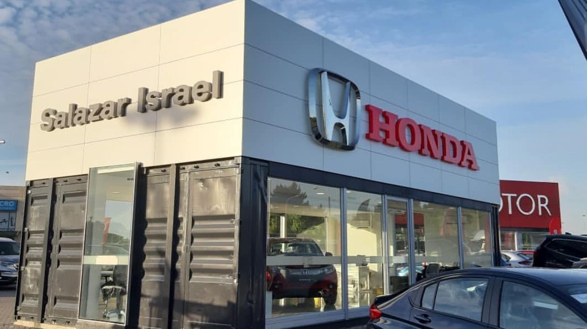 logo honda en rojo