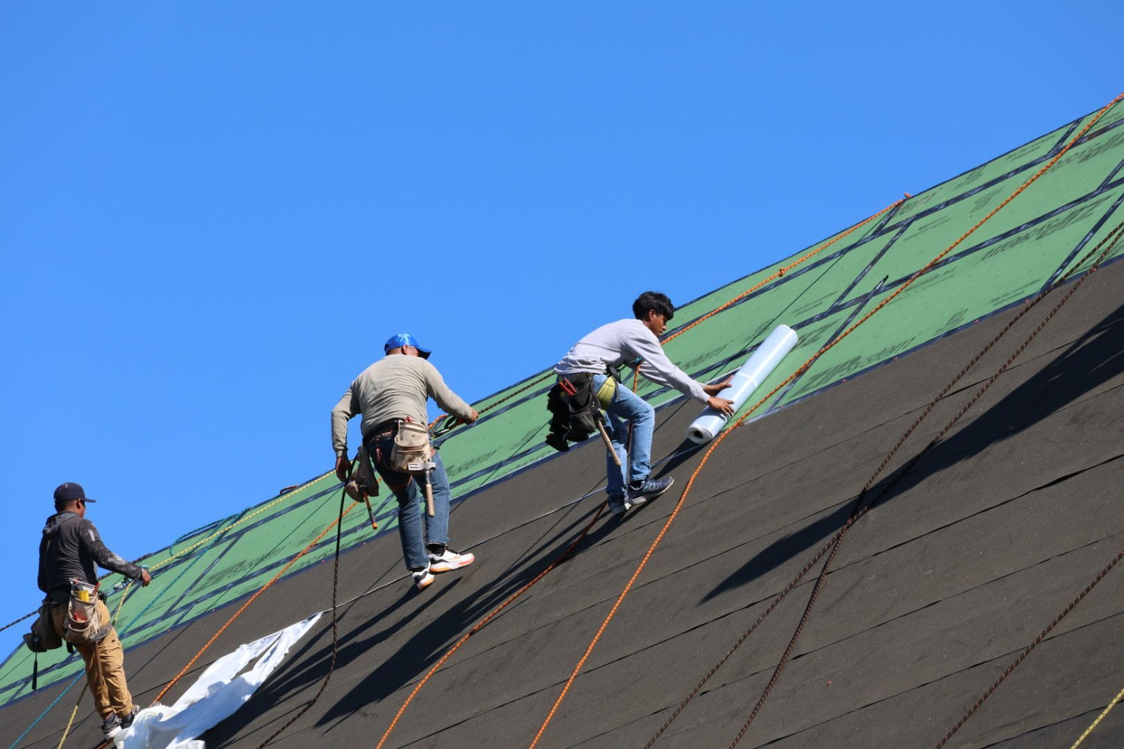 Applying synthetic underlayment in Sylvester GA