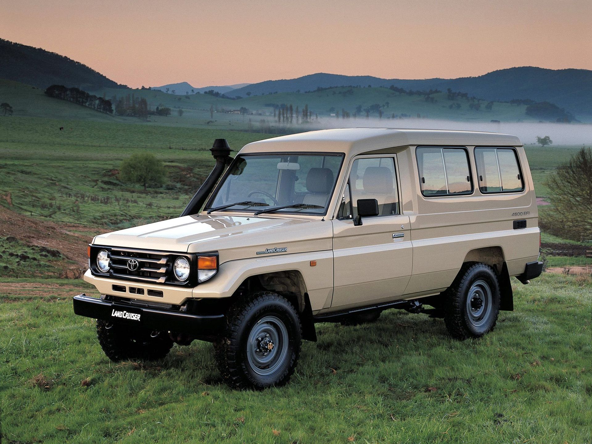 Camping Land Cruiser
