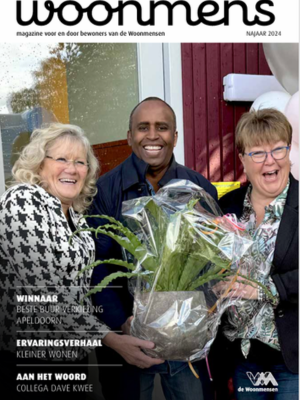 Voorkant magazine 'Woonmens' voor de Woonmensen Apeldoorn.