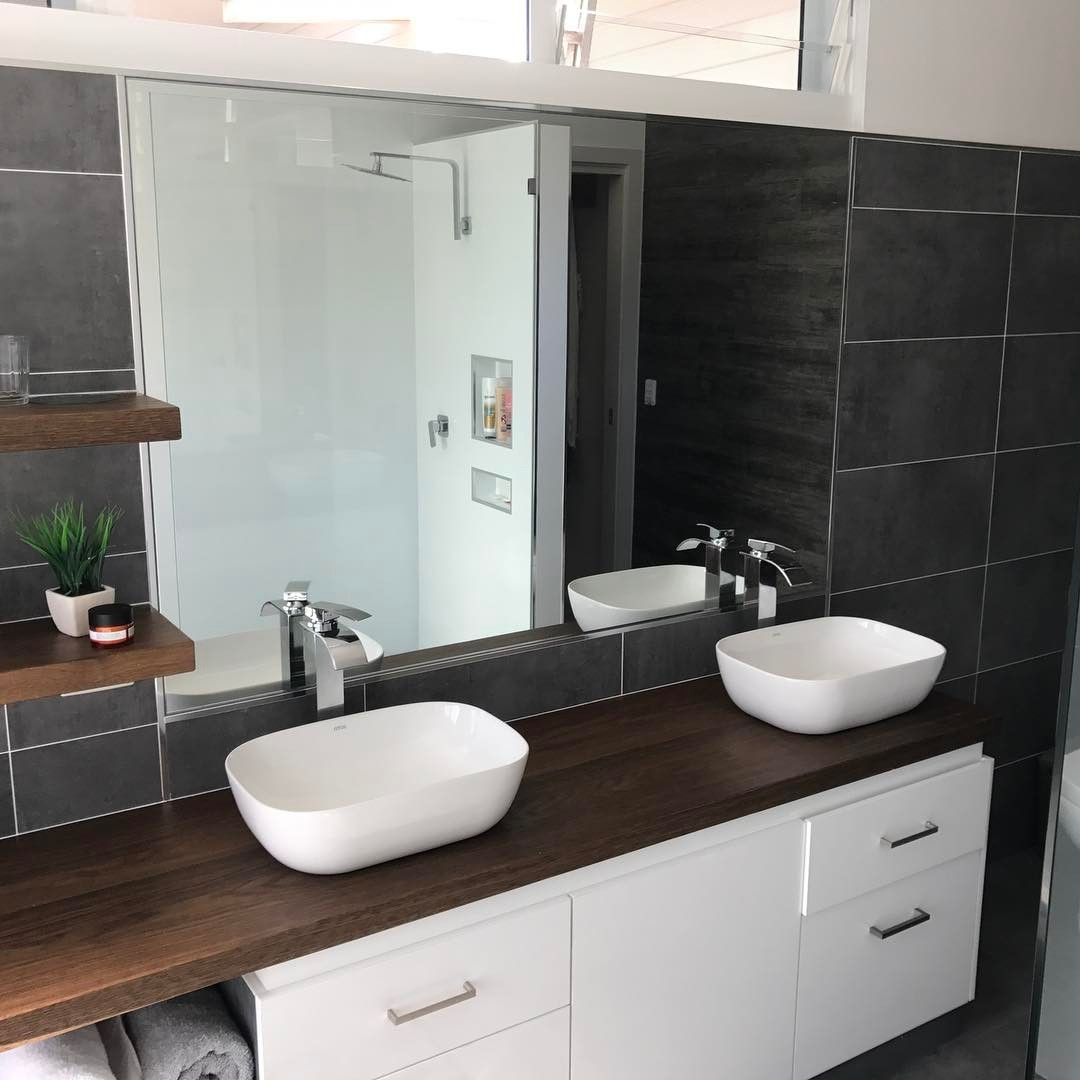 A Bathroom With Two Sinks and a Large Mirror β Swift Glass & Aluminium In Woolgoolga, NSW