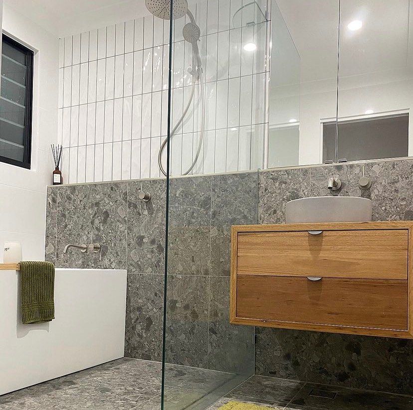 A Bathroom With a Sink, Bathtub and Shower β Swift Glass & Aluminium In Woolgoolga, NSW