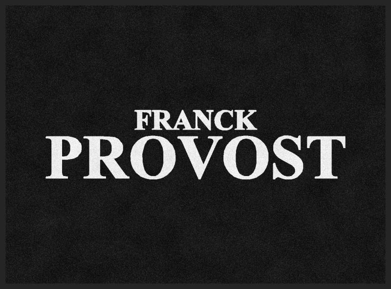 Testo bianco con la scritta “FRANCK PROVOST” su sfondo scuro e texturizzato.