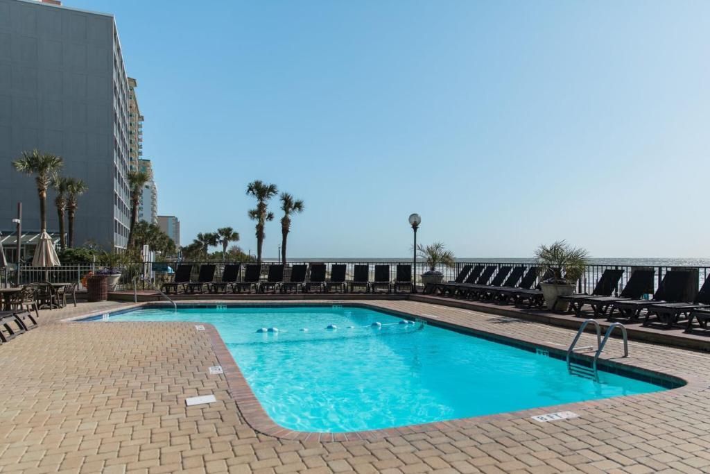 Oceanfront swimming pool
