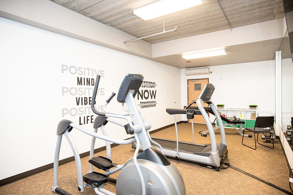 high quality exercise equipment in gym