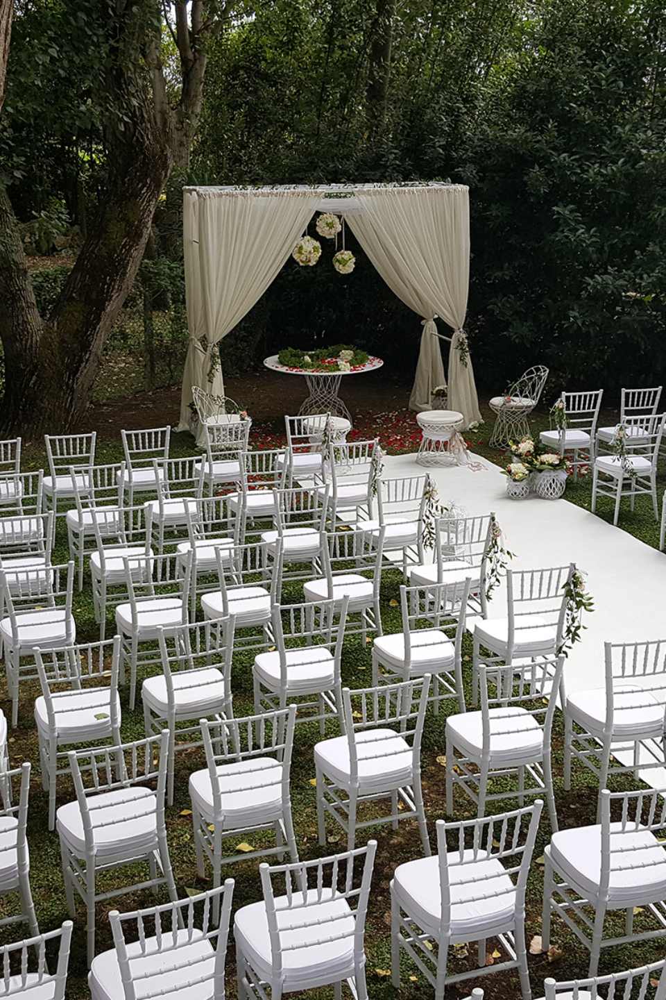 rito civile nell'elegante ristorante per matrimoni a Latina