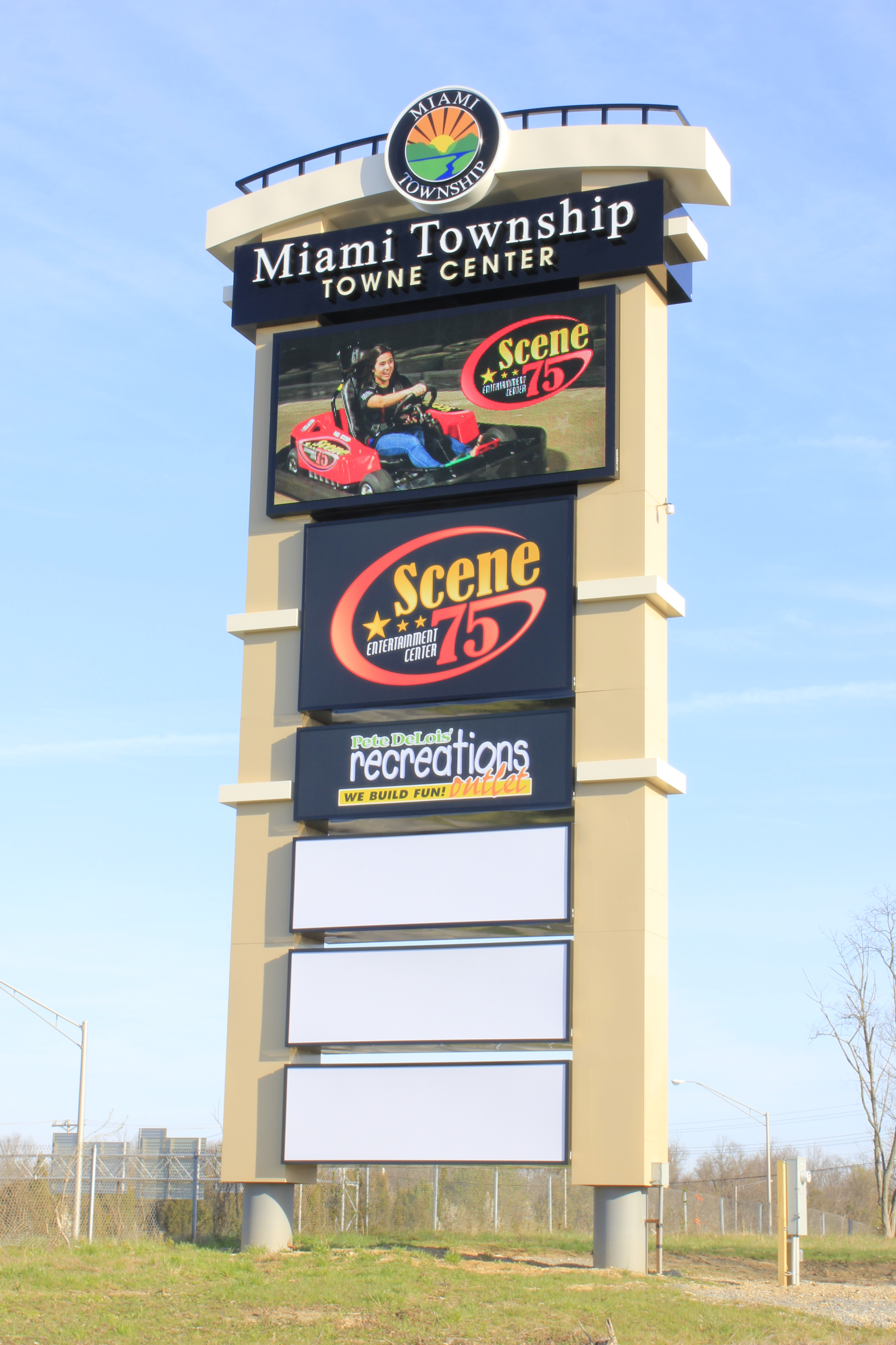 Exterior Sign Design in Cincinnati, OH | Klusty Sign Associates, Inc.