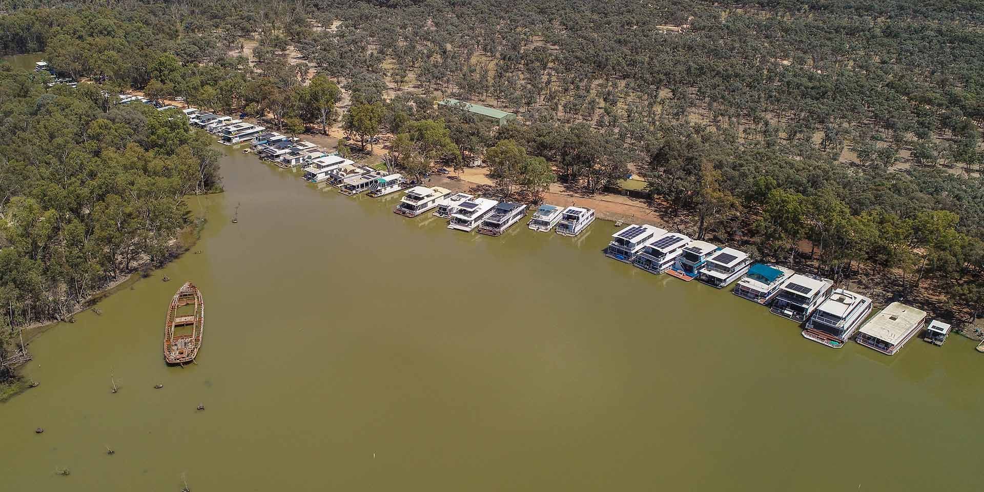 Bruce's Bend Marina Article - Development of Nichols Point