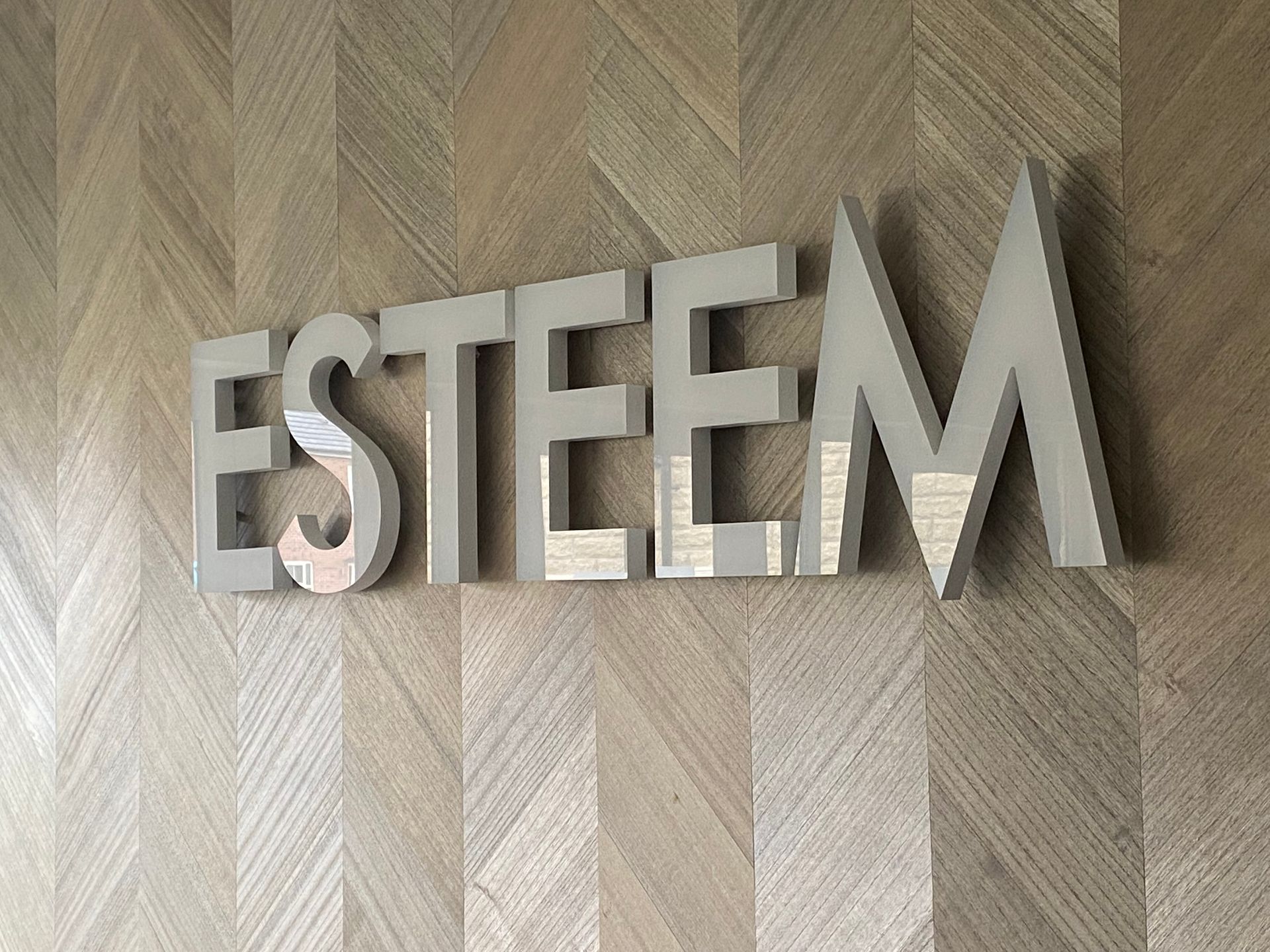 HLB Signs - sign design services - 3D lettering 