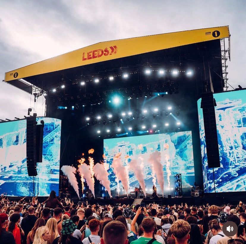HLB Signs - sign design services - Leeds Festival signage 