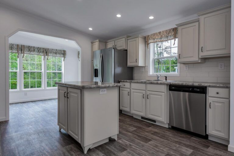 47 Cole MH Village St | Salem, NH