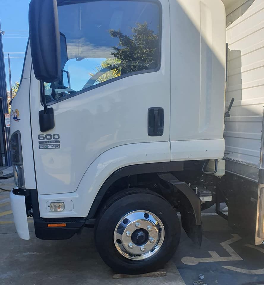 White Isuzu Truck, Front View — Plateau Tyres in Alstonville, NSW