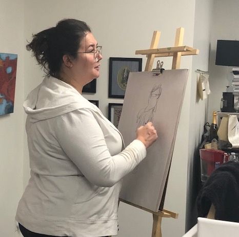 Student at drawing class with studio k2.