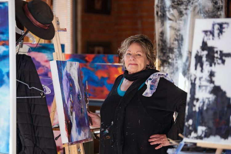 Photo of Karen Klucowicz in studio, Hamilton.